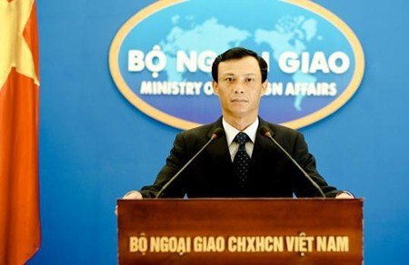 Vietnam opposes China fishing ban